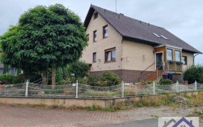 Zweifamilienhaus in Emmerthal / Lüntorf in ruhiger Lage an der Feldmark gelegen mit schönen Blick