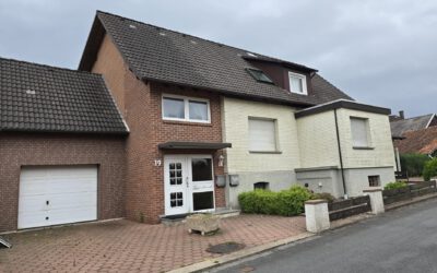 Gepflegtes Zweifamilienhaus in begehrter Lage – Auf dem Hagen in Bad Pyrmont